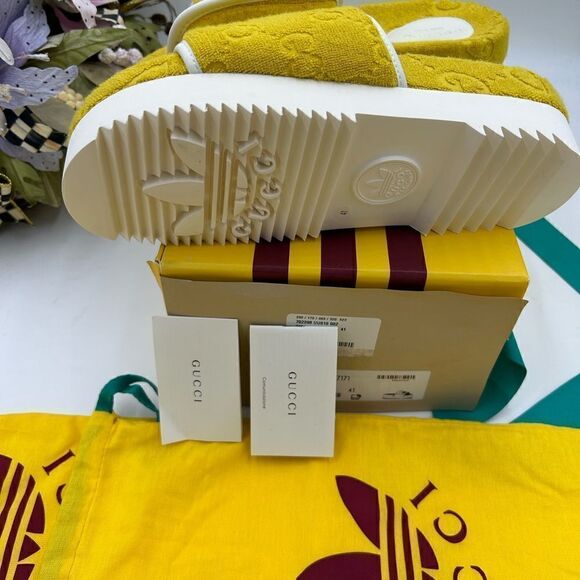 Women’s Gucci X Adidas, GG monogram size 41 fits 10 US made in Italy - Picture 6 of 7